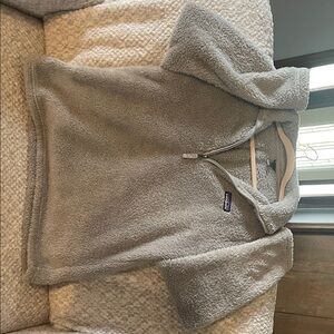 Patagonia Light Gray Fleece Jacket